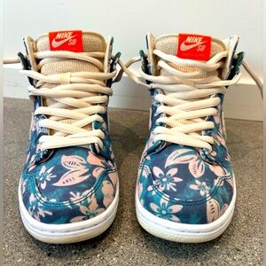 2021 Nike Dunk High SB ‘Maui Wowie’